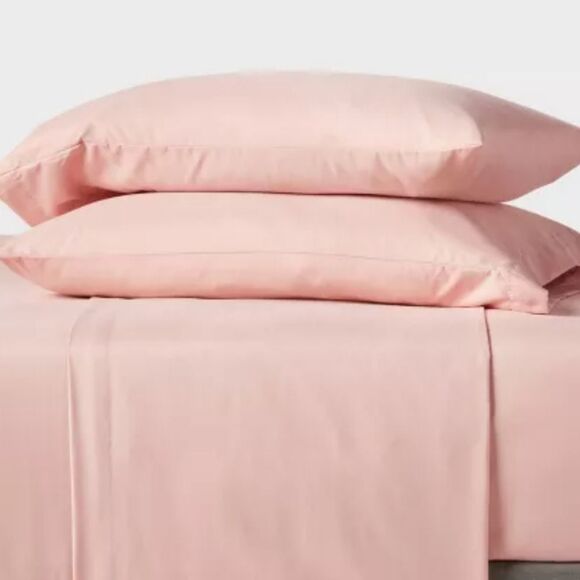 4pcs Sheet Set- Light Pink Microfiber - Picture 1 of 2